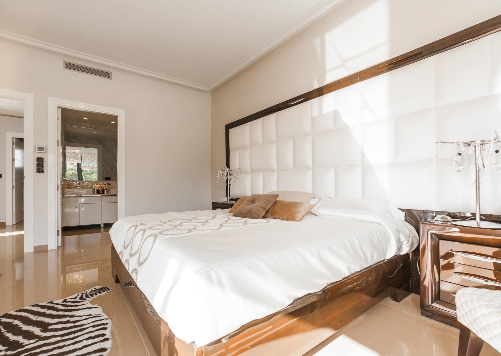 Accommodations standard single room